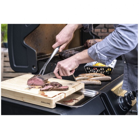 ZWILLING BBQ+ Vágódeszka csepegtető tálcával 39x30 cm bambusz