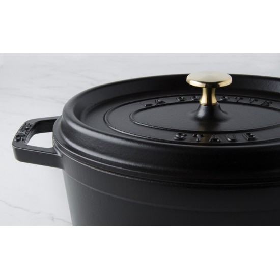 Staub öntöttvas edény | fekete | ovális | 23 cm | 2,35l