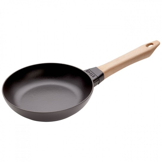 Staub serpenyő fa fogantyúval| fekete | kerek 20 cm