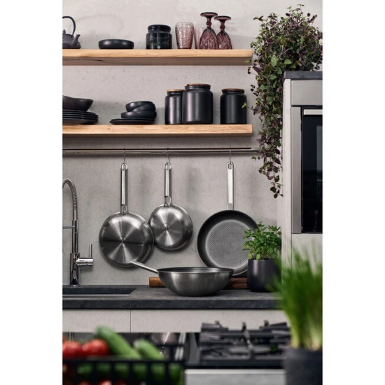 ZWILLING Joy plus rozsdamentes acél serpenyő ezüst 28 cm