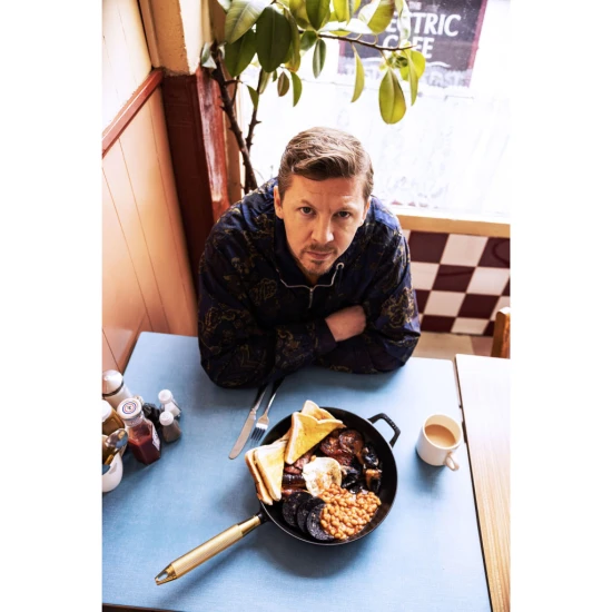 Staub Pans | serpenyő T fogantyúval 28 cm | öntöttvas | fekete | kerek