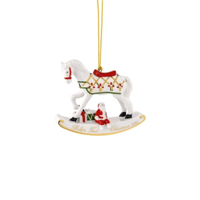 Christmas Classics 2025 hintaló karácsonyfadísz 11x4x9 cm