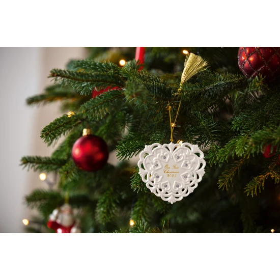 Christmas Classics 2025 szív karácsonyfadísz 10,5x0,5x9,5 cm