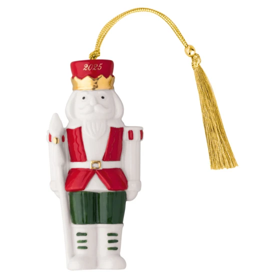 Christmas Classics 2025 diótörő karácsonyfadísz 10,5x5x3 cm