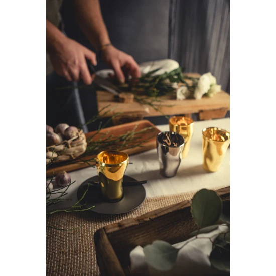 Eisch UNIK 2 db eszpresszócsésze arany díszhengerben 1dl 85 mm Eisch UNIK 2 db eszpresszócsésze arany díszhengerben 1dl 85 mm