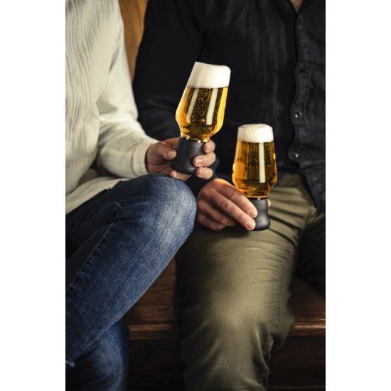 Eisch CRAFT BEER EXPERTS 2 db Craft söröspohár fekete díszhengerben 4,5dl 176 mm