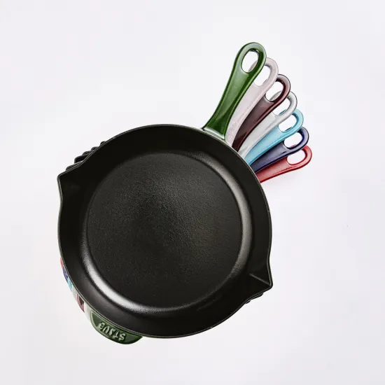 Staub öntöttvas serpenyő| tengerkék| kerek | 30 cm Staub öntöttvas serpenyő| tengerkék| kerek | 30 cm