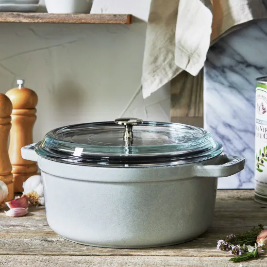 Staub öntöttvas edény | fehér | kerek | üvegfedővel 24 cm Staub öntöttvas edény | fehér | kerek | üvegfedővel 24 cm