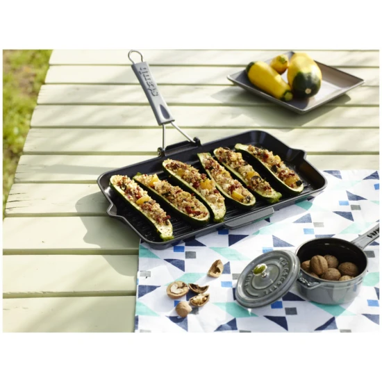 Staub Grillserpenyők | grillserpenyő kiöntőcsőrrel 34 x 21 cm | szögletes | öntöttvas | fekete