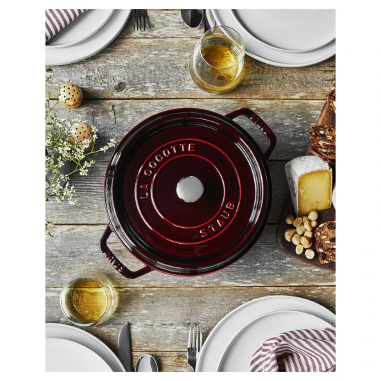 Staub La Cocotte | Cocotte öntöttvas főzőedény 24 cm | gránátvörös | kerek | öntöttvas
