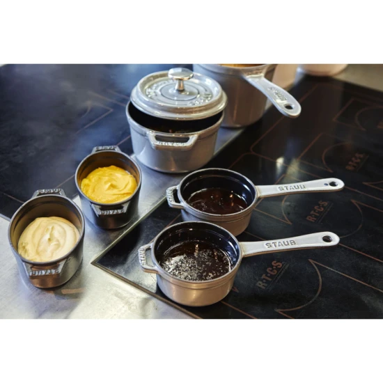 Staub Specialties | mártásos edény 10 cm | kerek | öntöttvas | grafitszürke