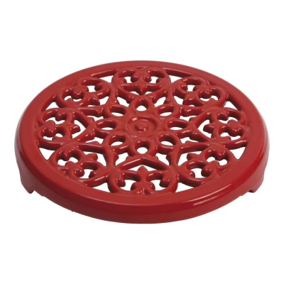 Staub Serving | edényalátét 23 cm | cherry | öntöttvas