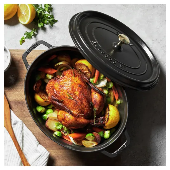 Staub öntöttvas edény | fekete | ovális 31 cm | 5,5l Staub öntöttvas edény | fekete | ovális 31 cm | 5,5l