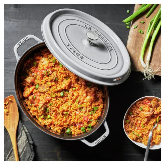 Staub öntöttvas edény | szürke | ovális 31 cm | 5,5l Staub öntöttvas edény | szürke | ovális 31 cm | 5,5l