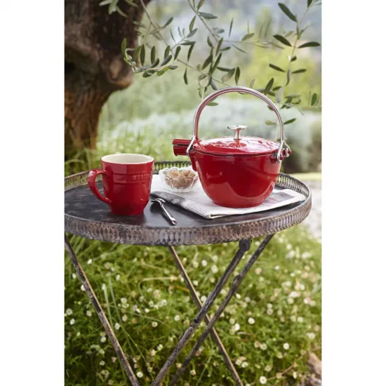 Staub öntöttvas teafőző meggypiros 1,15 l Staub öntöttvas teafőző meggypiros 1,15 l