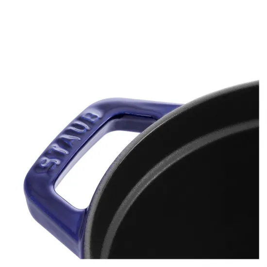 Staub öntöttvas edény | sötétkék | ovális 29 cm | 4,2l Staub öntöttvas edény | sötétkék | ovális 29 cm | 4,2l