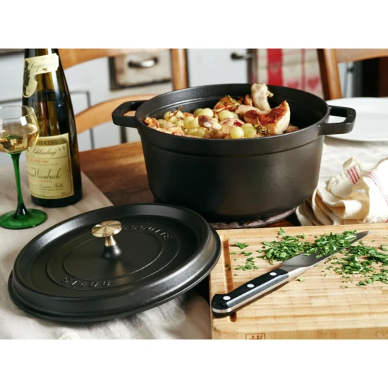Staub öntöttvas edény | fekete | kerek | 34 cm | 12,6 l