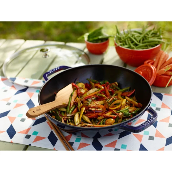 Staub Specialties | Wok üvegfedővel 30 cm | kerek | öntöttvas | sötétkék