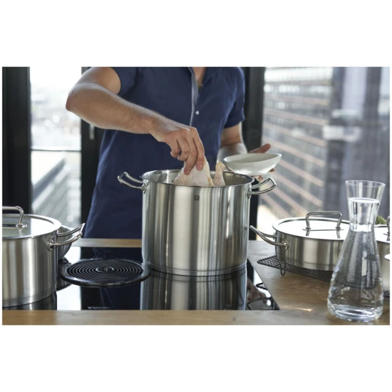 ZWILLING Pro | főzőedény mély 28 cm | kerek | 18/10 rozsdamentes acél