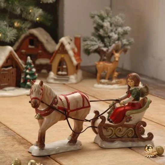 Winter Sleigh Ride angyal kerámia  17 cm