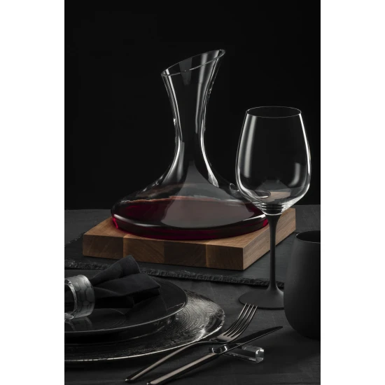 Eisch KAYA BLACK 2 db fehérboros pohár díszdobozban  4,2dl 219 mm