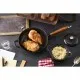 Staub serpenyő | fekete | kerek | 24 cm Staub serpenyő | fekete | kerek | 24 cm