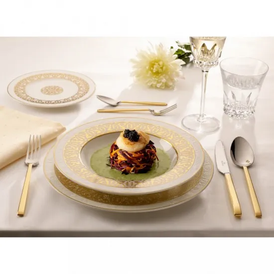 La Classica aranyozott nyelű evőeszközkészlet 30 darabos 6 személyes